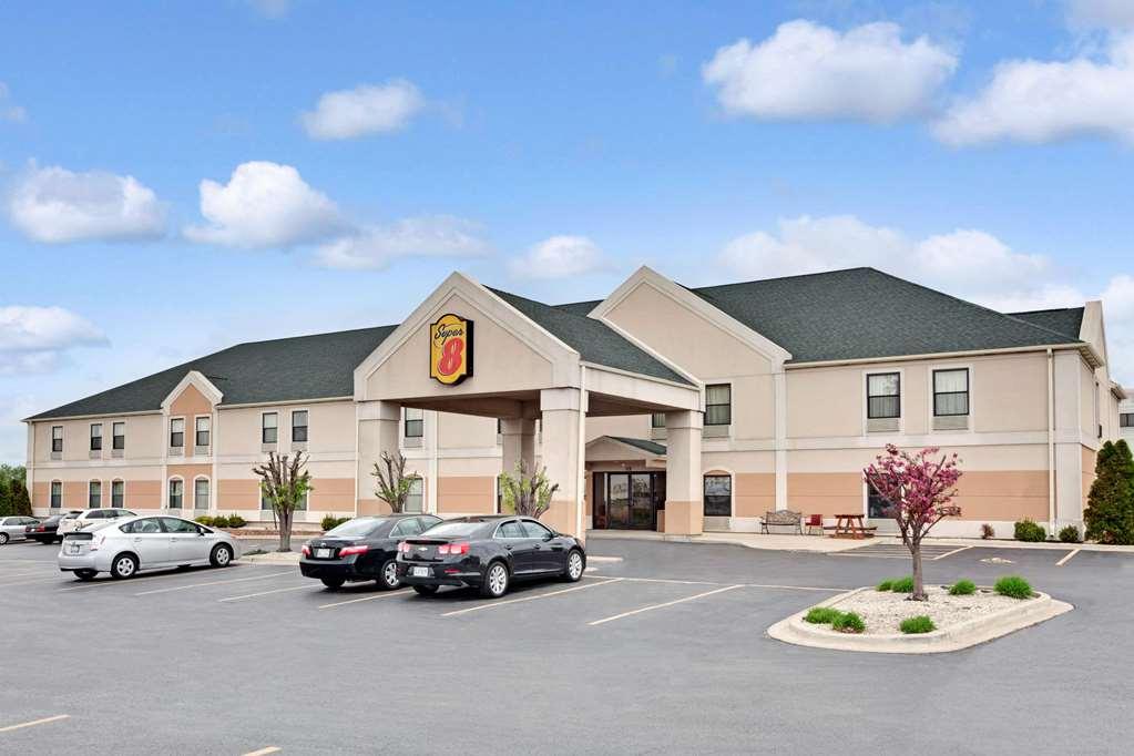 מלון Super 8 By Wyndham Hampshire Il מראה חיצוני תמונה