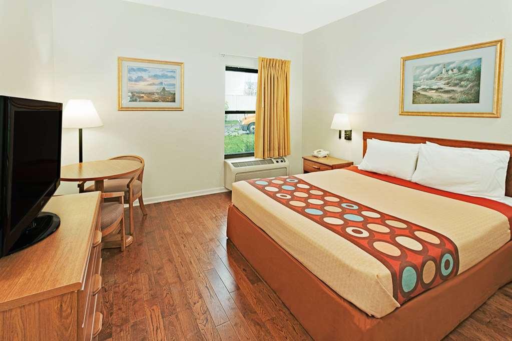 מלון Super 8 By Wyndham Hampshire Il חדר תמונה
